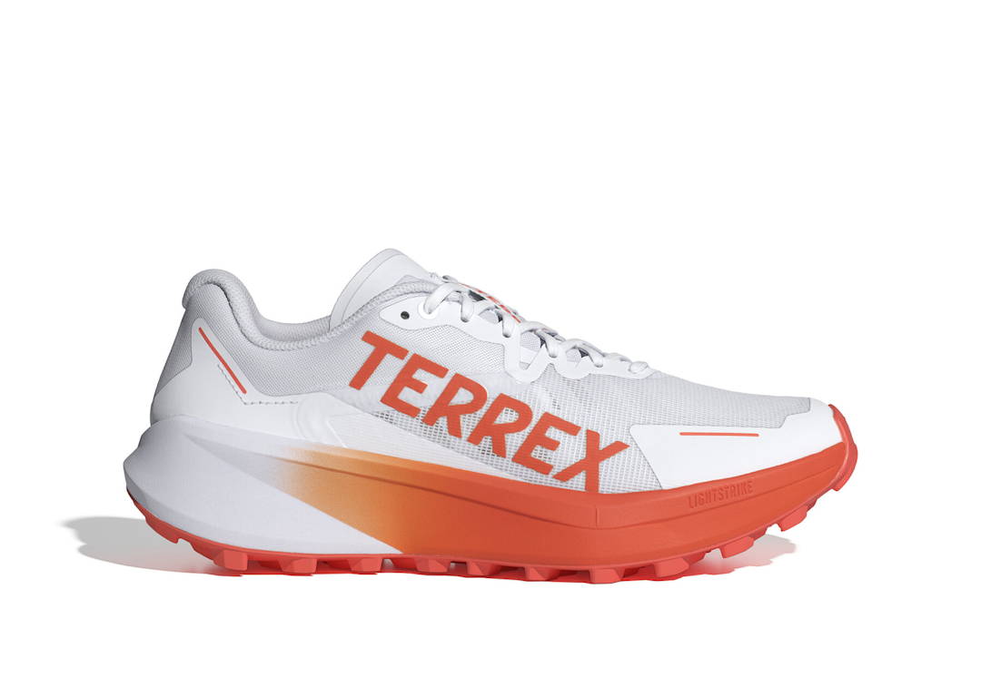 oferta_adidas_terrex_agravic_3_naranja_blanco