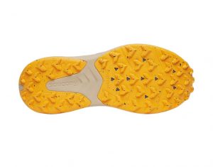 oferta_saucony_xodus_ultra_3_4